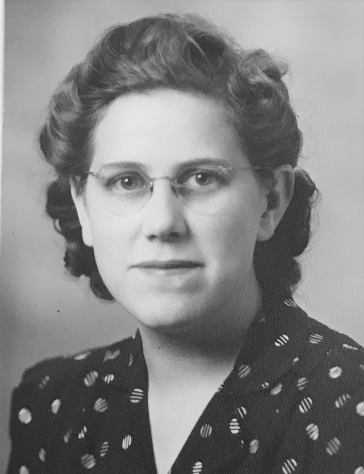 Lois Leona Bigelow (1917 - 2010) Profile